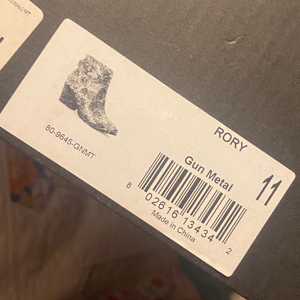 Woman’s Size 11 Booties. Boutique by Corkys.